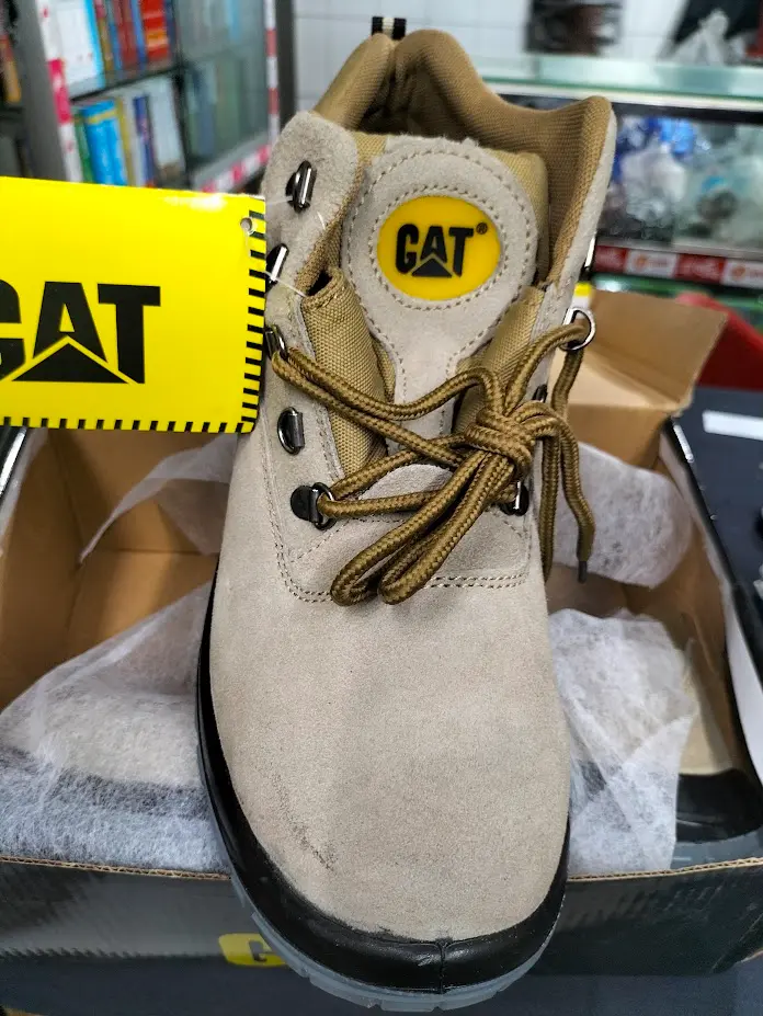 GAT Safety shoes 1.webp